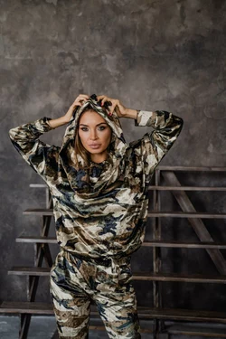 Милитари спорт костюм Милитари спорт костюм